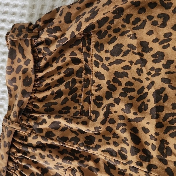 Animal print shorts with belt pockets small lounge casual cute Lagenlook beachy - Picture 7 of 8